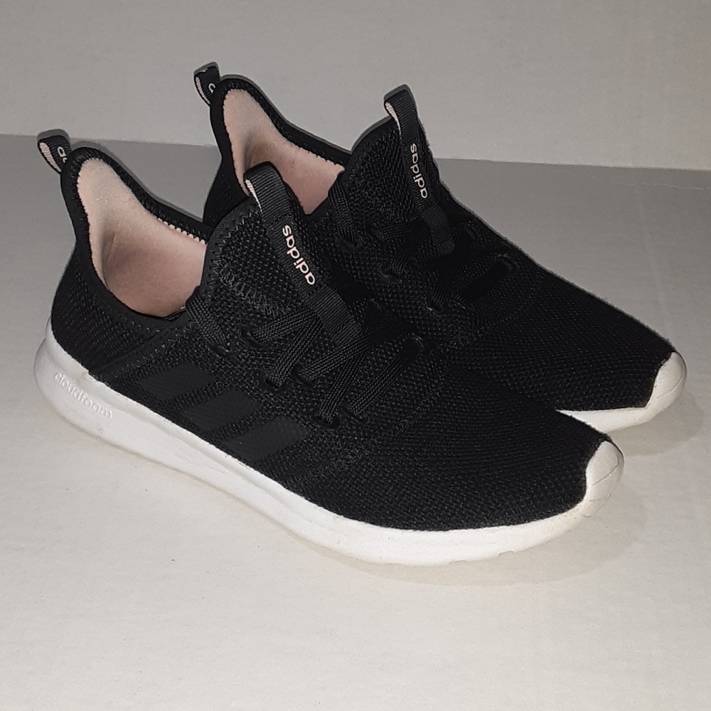 Adidas Couldfoam size 7